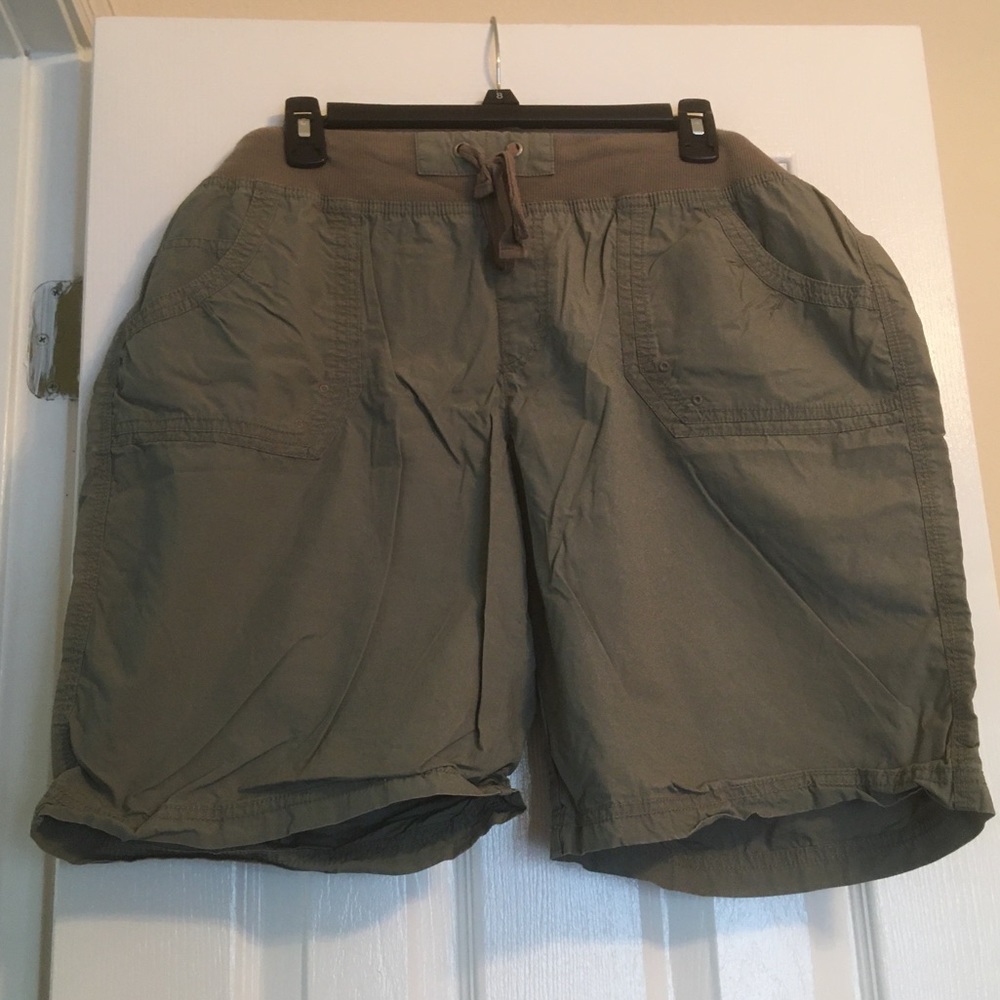 Calvin Klein New Cargo shorts